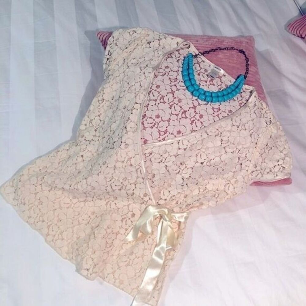 Old Navy Sheer Lace Wrap Around Blouse fairy coquette romantic girlhood small - Picture 1 of 8